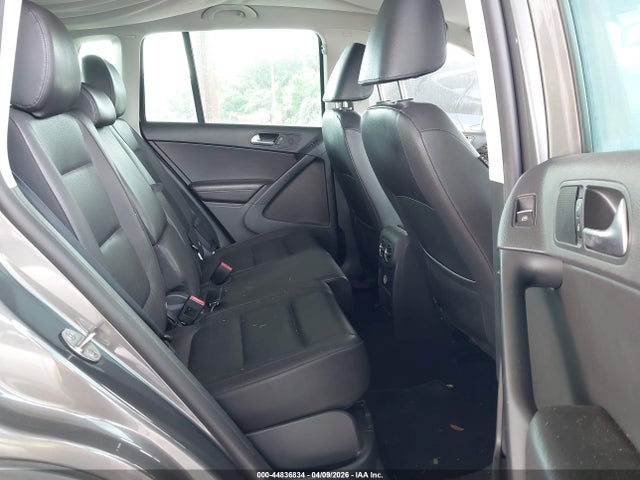 44836834 :رقم المزاد ، WVGBV3AX1EW608357 vin ، 2014 Volkswagen Tiguan Se مزاد بيع