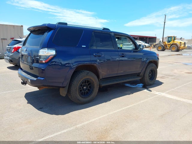 Toyota 4RUNNER SR5 2024 JTEMU5JR7R6253483 Image 4