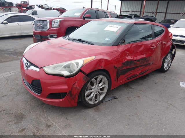 Aukcja sprzedaży 2013 Hyundai Veloster Base W/black, vin: KMHTC6AD5DU135736, numer aukcji: 44836844