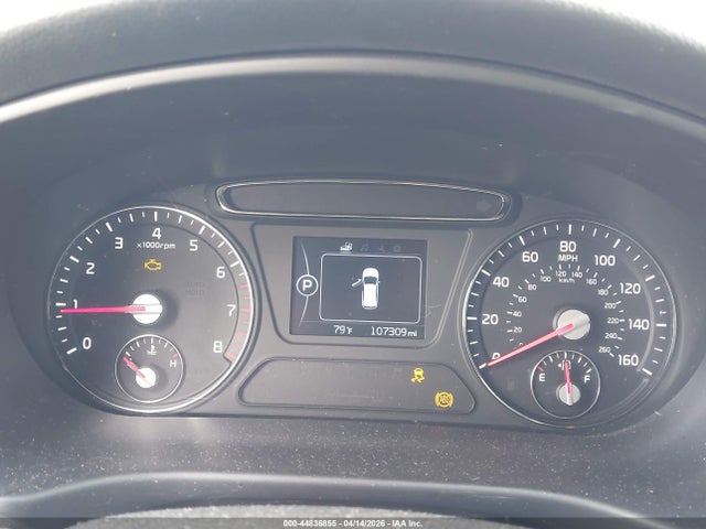 5XYPG4A35HG197490 KIA Sorento 2.4l Lx
