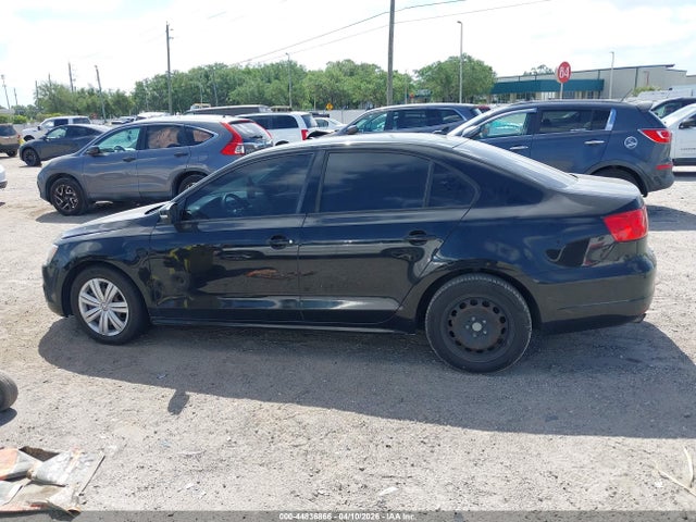 2014 Volkswagen Jetta 1.8t Se მანქანა იყიდება აუქციონზე, vin: 3VWD17AJ0EM417392, აუქციონის ნომერი: 44836866