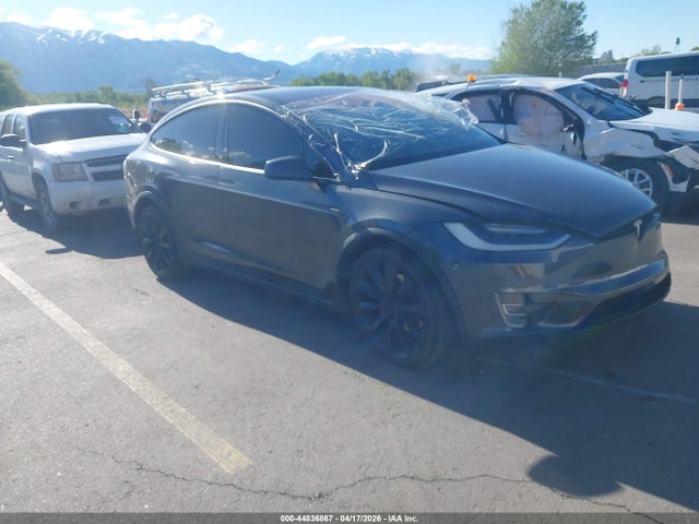 Tesla Model X 60d/p100d/p90d 2016 5YJXCAE43GFS00745 main image