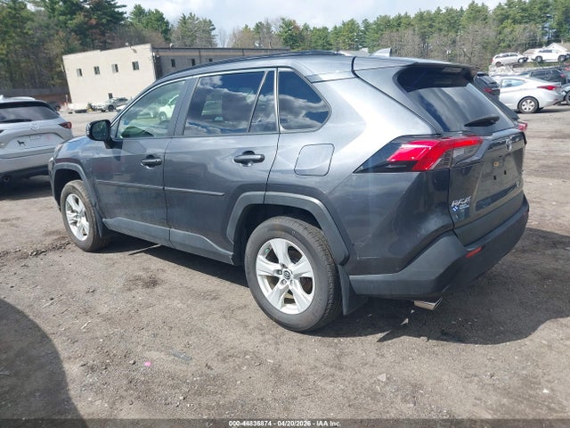 Toyota Rav4 Xle 2019 JTMP1RFV6KD023457 Image 3