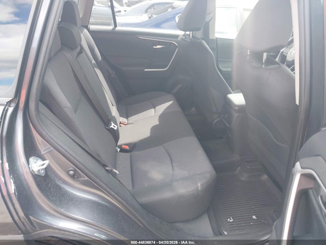 Toyota Rav4 Xle 2019 JTMP1RFV6KD023457 Image 8