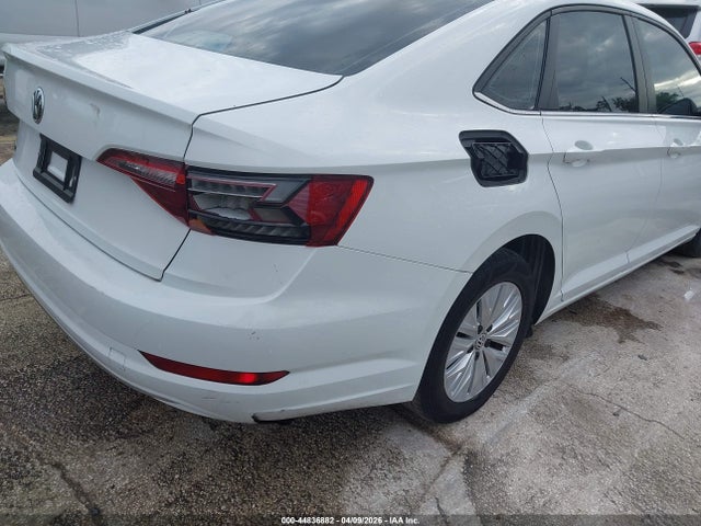 44836882 :رقم المزاد ، 3VWC57BU9KM054711 vin ، 2019 Volkswagen Jetta 1.4t R-line/1.4t S/1.4t Se مزاد بيع