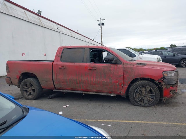 1C6SRFMT9MN659040 RAM 1500 Big Horn 4x4 6&#039;4 Box