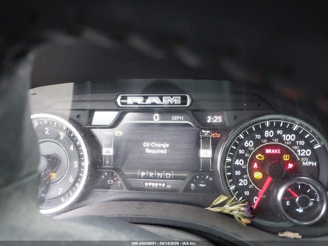 1C6SRFMT9MN659040 RAM 1500 Big Horn 4x4 6&#039;4 Box