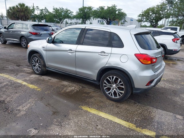 2018 MITSUBISHI OUTLANDER SPORT JA4AP3AU6JZ008081 Photo 2
