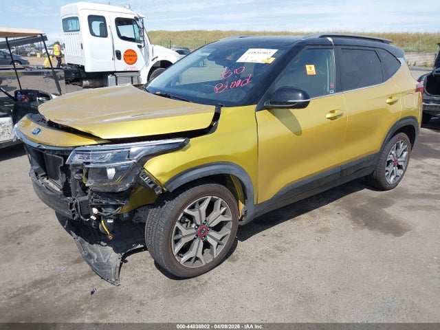 44836902 :رقم المزاد ، KNDEUCA28M7118242 vin ، 2021 Kia Seltos S Turbo مزاد بيع