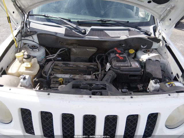 Jeep Patriot Altitude 2014 1C4NJPBA6ED894202 Image 10