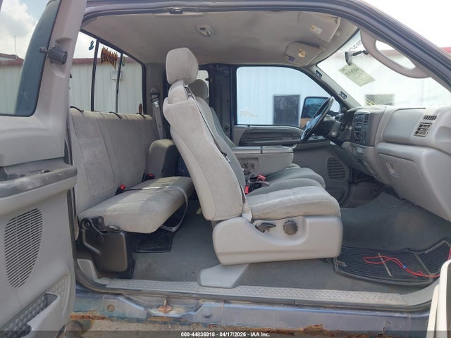 2004 Ford F-250 Lariat/xl/xlt მანქანა იყიდება აუქციონზე, vin: 1FTNX21P64EA10744, აუქციონის ნომერი: 44836918