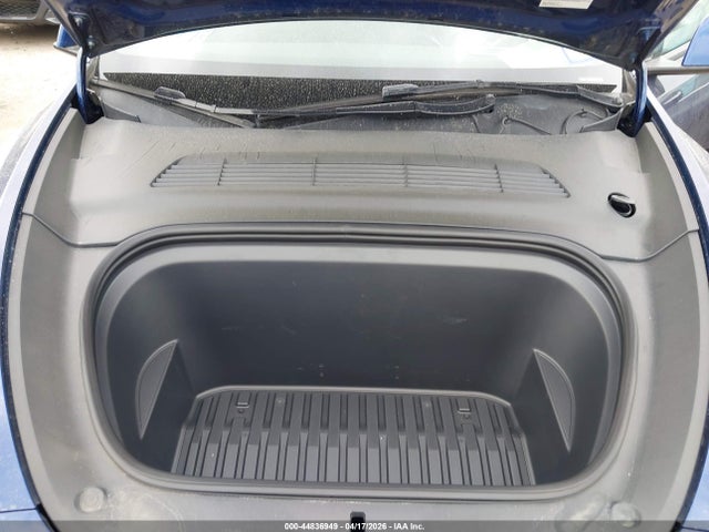Продажа на аукционе авто 2023 Tesla Model Y Awd/long Range Dual Motor All-wheel Drive, vin: 7SAYGDEE9PA062602, номер лота: 44836949