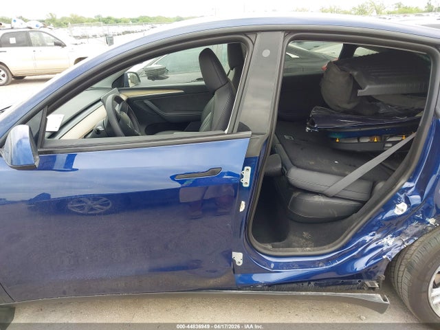 Продажа на аукционе авто 2023 Tesla Model Y Awd/long Range Dual Motor All-wheel Drive, vin: 7SAYGDEE9PA062602, номер лота: 44836949