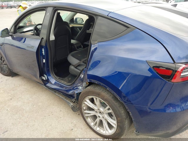 Продажа на аукционе авто 2023 Tesla Model Y Awd/long Range Dual Motor All-wheel Drive, vin: 7SAYGDEE9PA062602, номер лота: 44836949