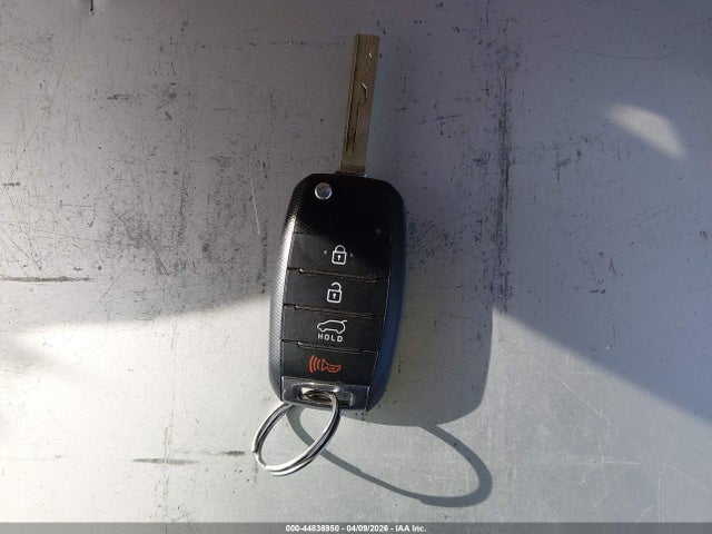 5XYPG4A36JG343689 KIA Sorento 2.4l Lx