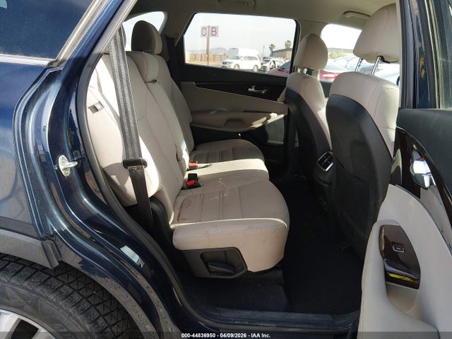5XYPG4A36JG343689 KIA Sorento 2.4l Lx