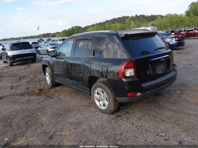 2015 JEEP COMPASS 1C4NJCBA3FD262476 Photo 2