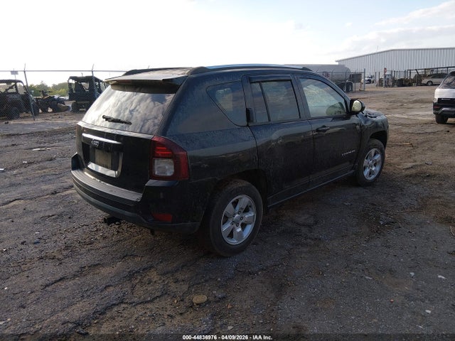 2015 JEEP COMPASS 1C4NJCBA3FD262476 Photo 3