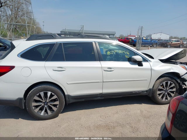 Продажа на аукционе авто 2016 Subaru Outback 3.6r Limited, vin: 4S4BSENC5G3277458, номер лота: 44836992