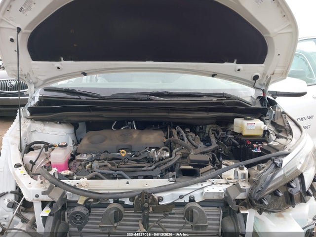 Toyota SIENNA LE 2025 5TDKRKEC6SS266832 Image 10