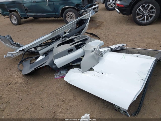 Toyota SIENNA LE 2025 5TDKRKEC6SS266832 Image 12