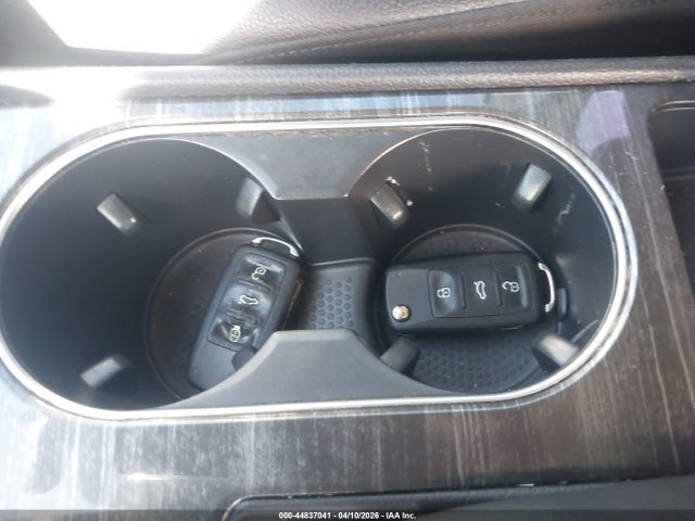 44837041 :رقم المزاد ، 1VWBA7A37JC006236 vin ، 2018 Volkswagen Passat 2.0t Se مزاد بيع