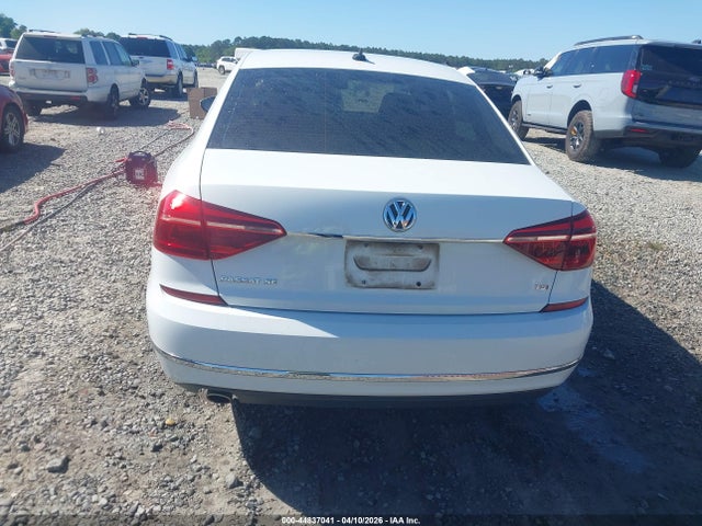 44837041 :رقم المزاد ، 1VWBA7A37JC006236 vin ، 2018 Volkswagen Passat 2.0t Se مزاد بيع