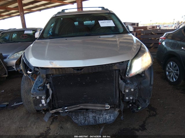 1GNKRHKD2EJ114443 Chevrolet Traverse 2lt