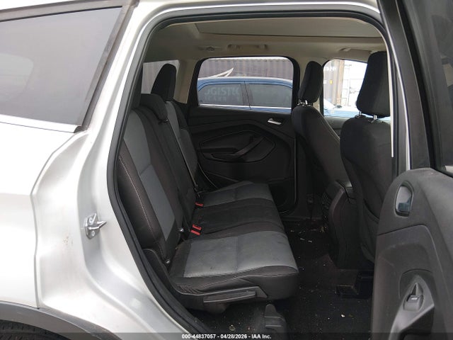 1FMCU0GD6JUB29036 Ford ESCAPE SE