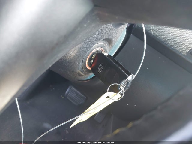 44837071 :رقم المزاد ، KNDJT2A64D7493155 vin ، 2013 Kia Soul + مزاد بيع