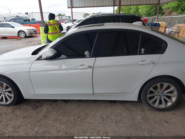44837084 :رقم المزاد ، WBA8E9G56GNT83530 vin ، 2016 Bmw 328i مزاد بيع