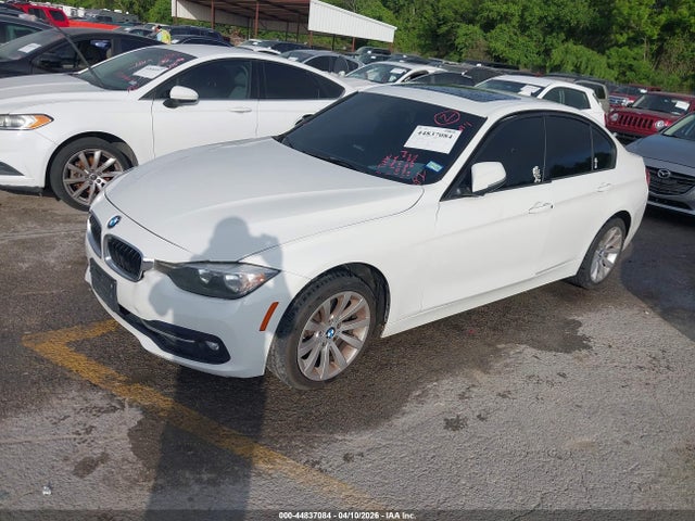 44837084 :رقم المزاد ، WBA8E9G56GNT83530 vin ، 2016 Bmw 328i مزاد بيع