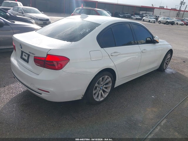 44837084 :رقم المزاد ، WBA8E9G56GNT83530 vin ، 2016 Bmw 328i مزاد بيع