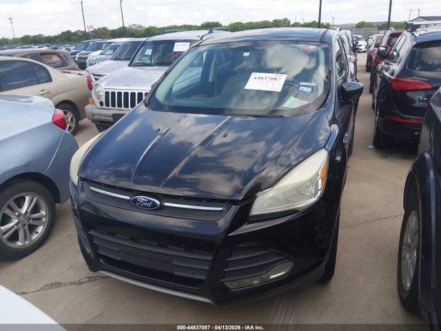 1FMCU0GX8EUC67824 Ford ESCAPE SE