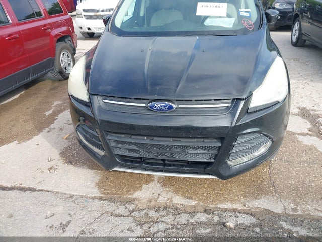 1FMCU0GX8EUC67824 Ford ESCAPE SE