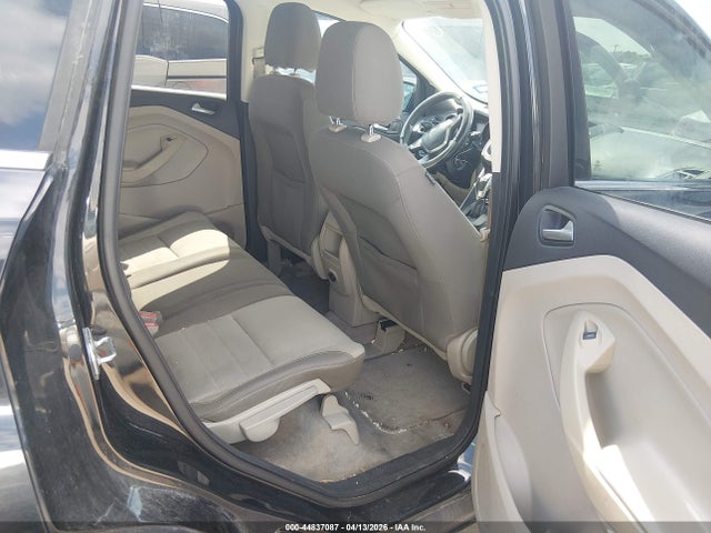 1FMCU0GX8EUC67824 Ford ESCAPE SE