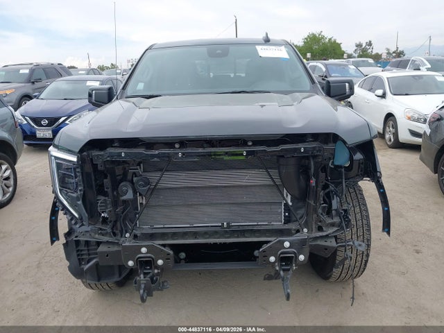 1GTPHCED6SZ296614 GMC Sierra 1500 2wd Short Box Elevation