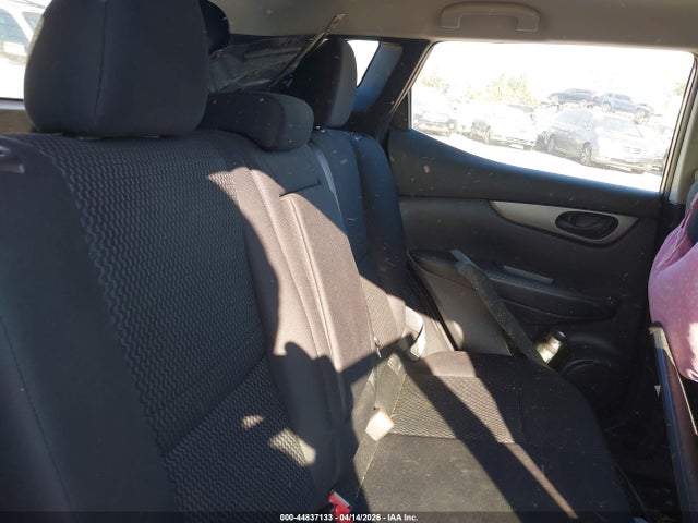 JN1BJ1CP2KW525424 Nissan Rogue Sport S