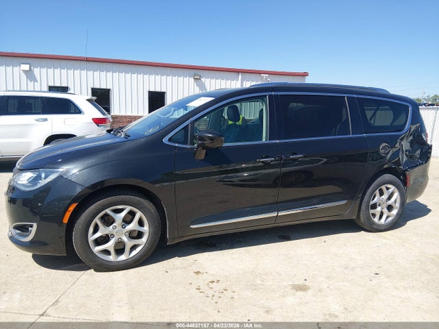 2019 Chrysler Pacifica Touring L Plus მანქანა იყიდება აუქციონზე, vin: 2C4RC1EG9KR509541, აუქციონის ნომერი: 44837157