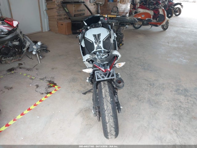 ML5EXGG17SDA59631 Kawasaki EX500