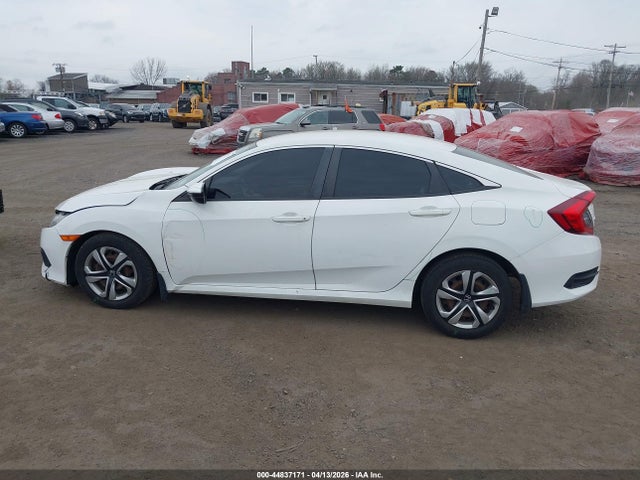 2017 Honda Civic Lx მანქანა იყიდება აუქციონზე, vin: 2HGFC2F50HH515024, აუქციონის ნომერი: 44837171