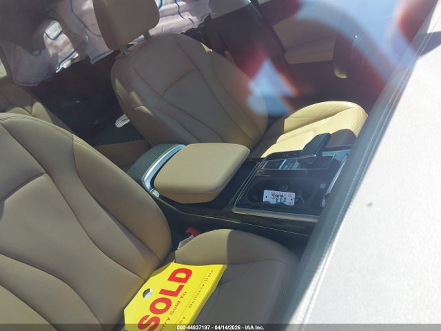 44837197 :رقم المزاد ، WA1LXBF72PD010860 vin ، 2023 Audi Q7 Premium Plus 55 Tfsi Quattro Tiptronic مزاد بيع