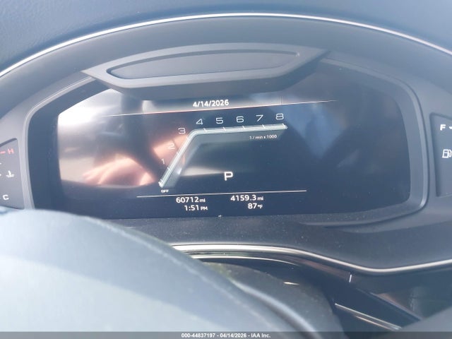 44837197 :رقم المزاد ، WA1LXBF72PD010860 vin ، 2023 Audi Q7 Premium Plus 55 Tfsi Quattro Tiptronic مزاد بيع