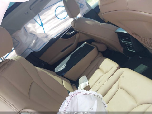 44837197 :رقم المزاد ، WA1LXBF72PD010860 vin ، 2023 Audi Q7 Premium Plus 55 Tfsi Quattro Tiptronic مزاد بيع