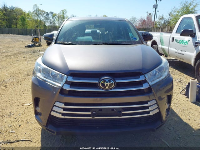 Продаж на аукціоні авто 2017 Toyota Highlander Le Plus, vin: 5TDBZRFH3HS475845, номер лоту: 44837198
