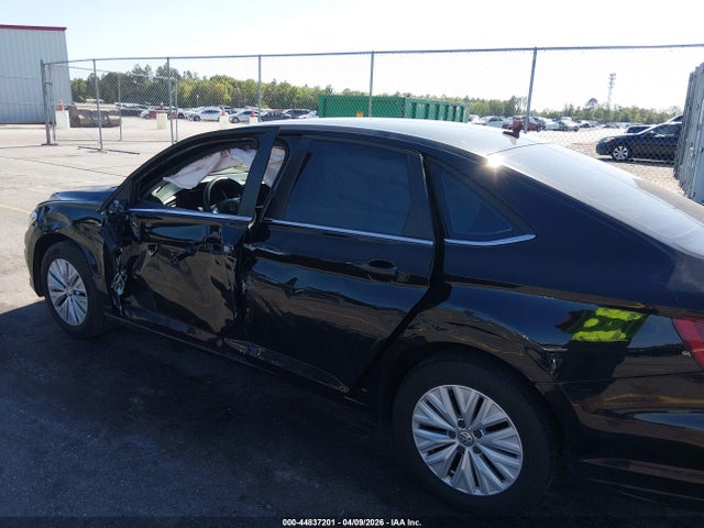 44837201 :رقم المزاد ، 3VWN57BU1KM166735 vin ، 2019 Volkswagen Jetta 1.4t S مزاد بيع