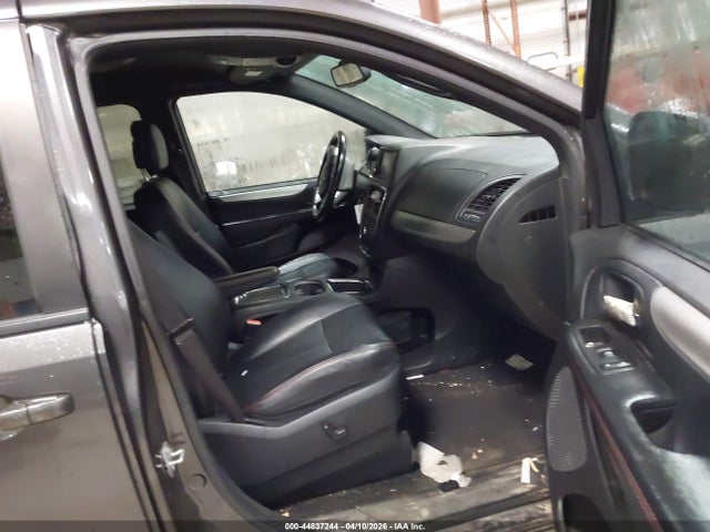 44837244 :رقم المزاد ، 2C4RDGEG6KR646095 vin ، 2019 Dodge Grand Caravan Gt مزاد بيع