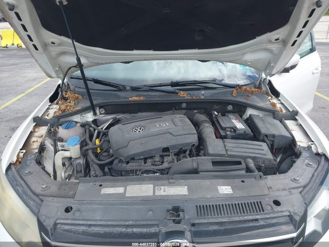 44837251 :رقم المزاد ، 1VWBT7A34EC049285 vin ، 2014 Volkswagen Passat 1.8t Se مزاد بيع