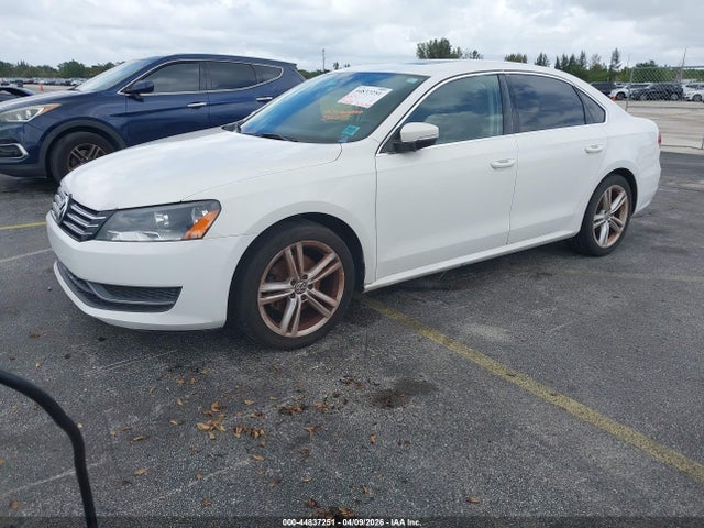44837251 :رقم المزاد ، 1VWBT7A34EC049285 vin ، 2014 Volkswagen Passat 1.8t Se مزاد بيع