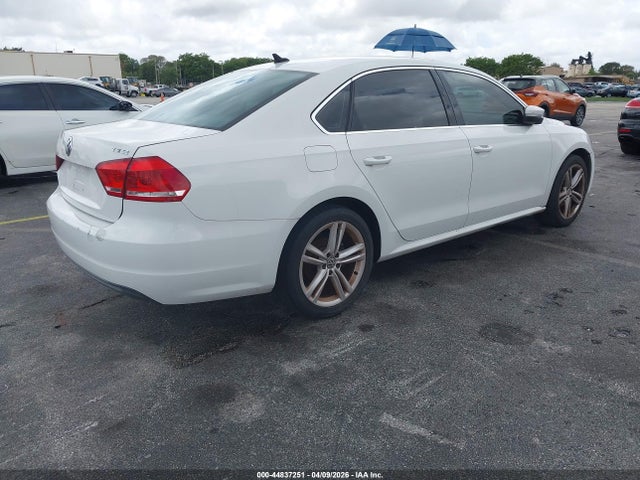 44837251 :رقم المزاد ، 1VWBT7A34EC049285 vin ، 2014 Volkswagen Passat 1.8t Se مزاد بيع